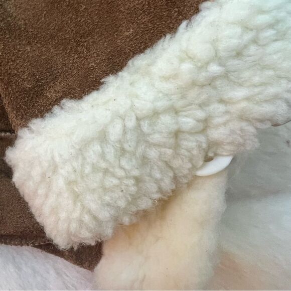 Women’s Suede & Sheepskin style
Gloves Sz Medium NEW - Picture 14 of 16